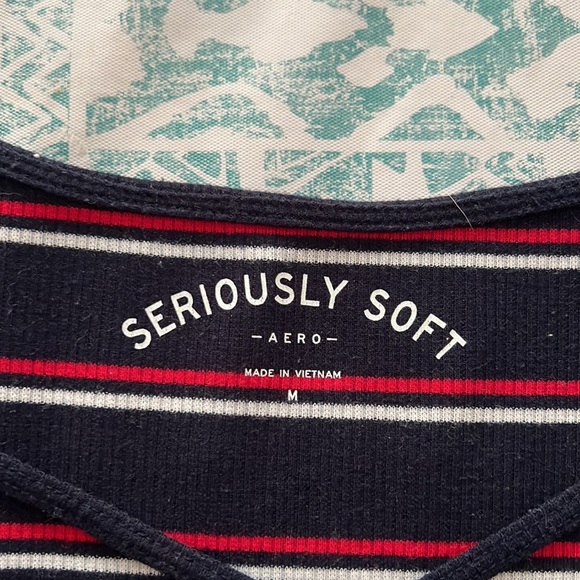 Aeropostale striped tshirt - Picture 2 of 3